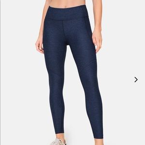OUTDOOR VOICES NAVY LEGGINGS NWOT